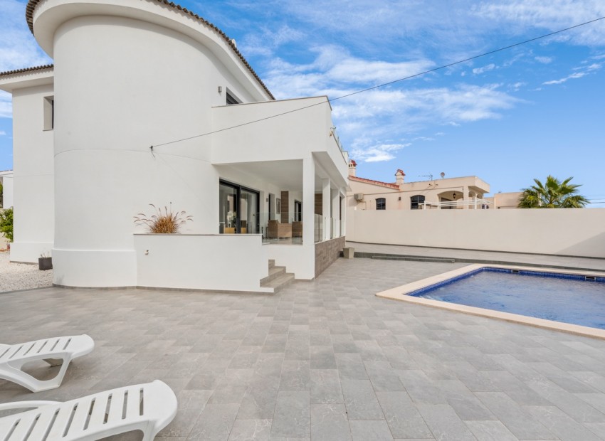 Resale - Villa - Ciudad Quesada