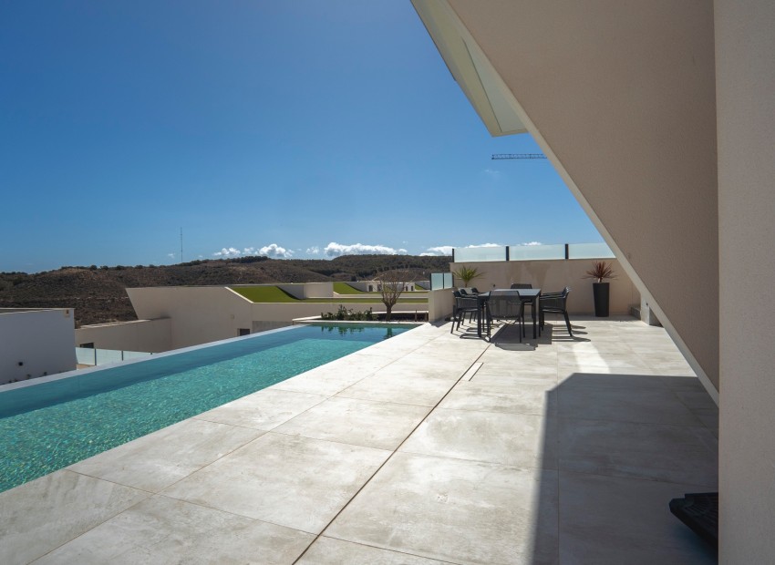 Resale - Villa - Ciudad Quesada