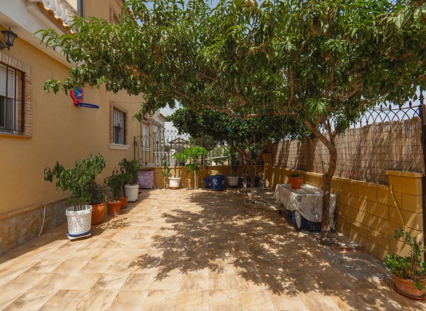 Resale - Villa - Ciudad Quesada