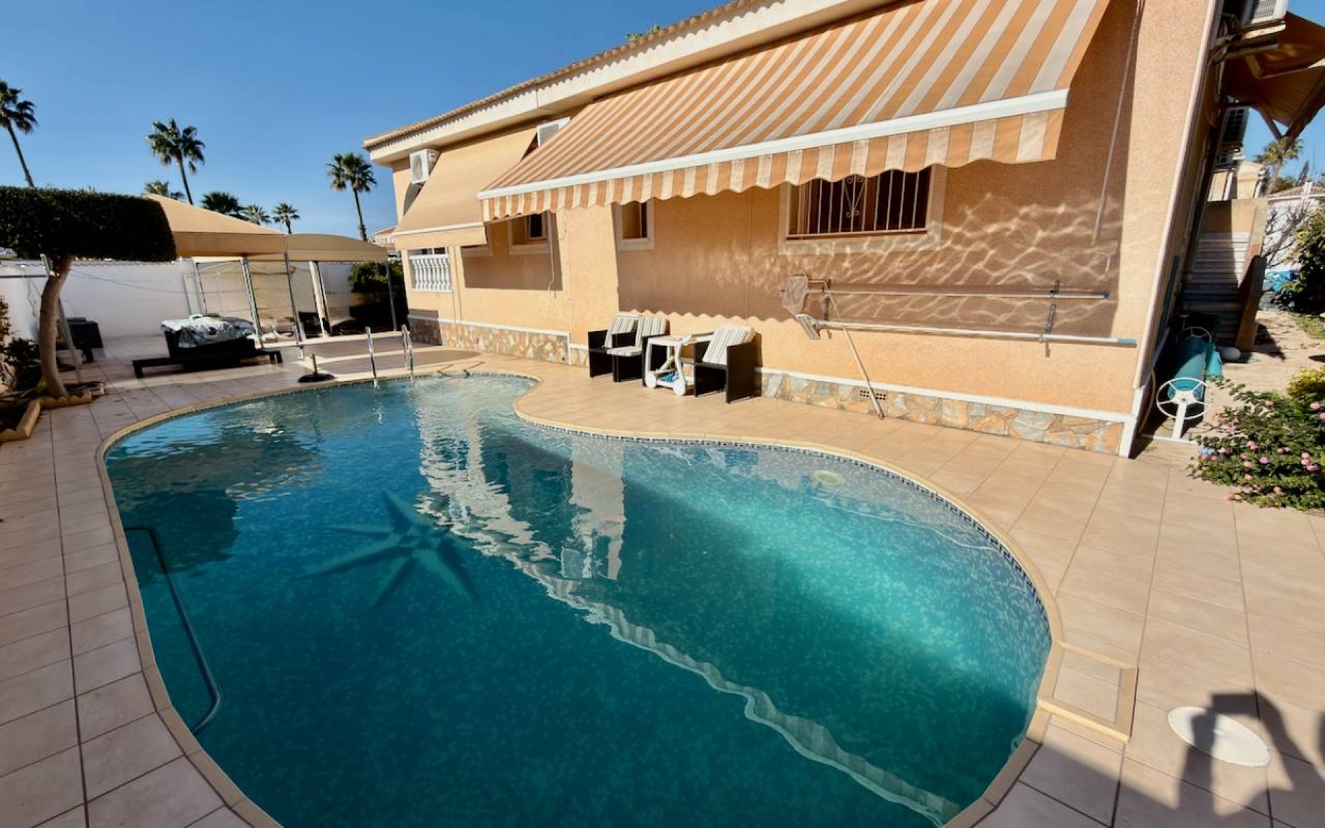 Resale - Villa - Ciudad Quesada