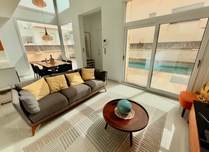 Resale - Villa - Ciudad Quesada