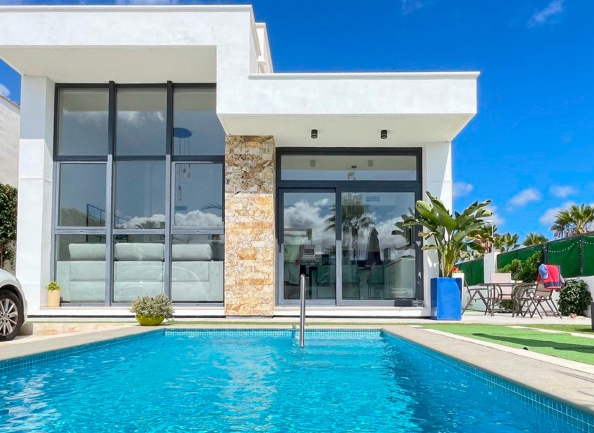 Resale - Villa - Ciudad Quesada