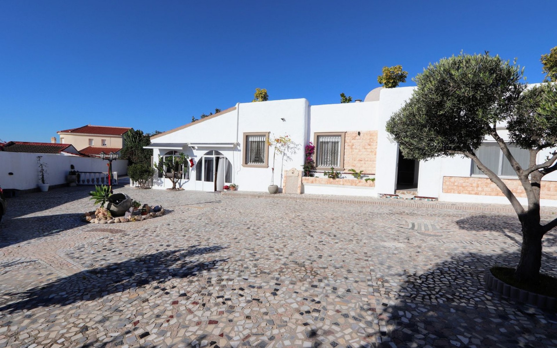 Resale - Villa - Ciudad Quesada