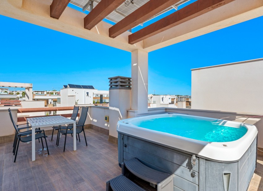 Resale - Villa - Ciudad Quesada