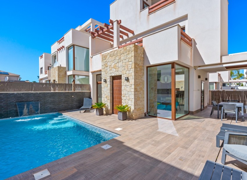 Resale - Villa - Ciudad Quesada