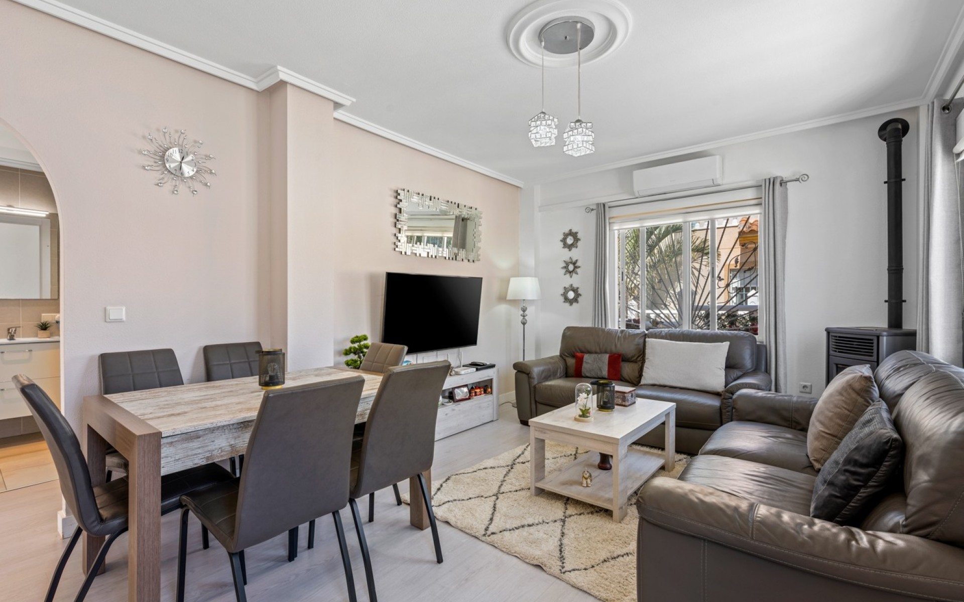 Resale - Villa - Ciudad Quesada