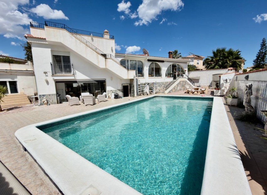 Resale - Villa - Ciudad Quesada