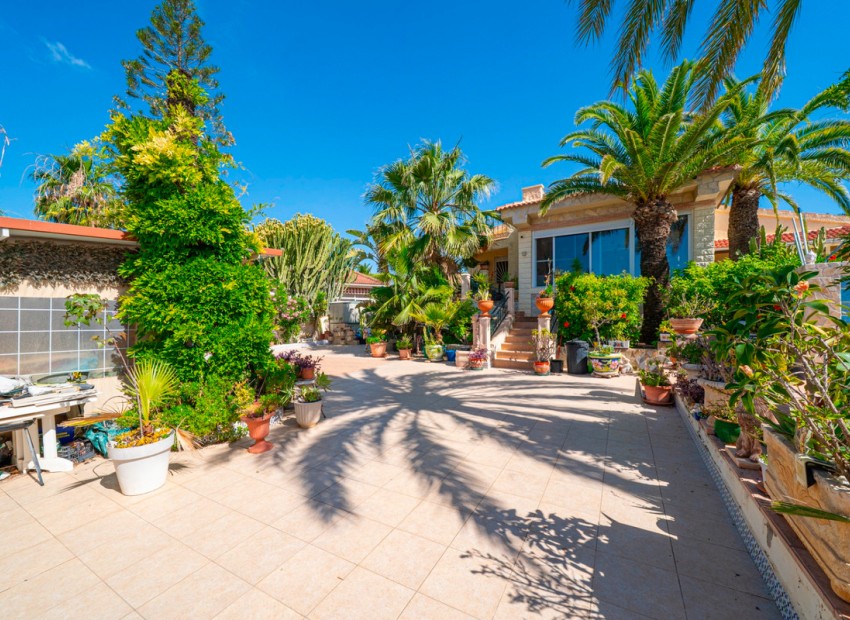 Resale - Villa - Ciudad Quesada