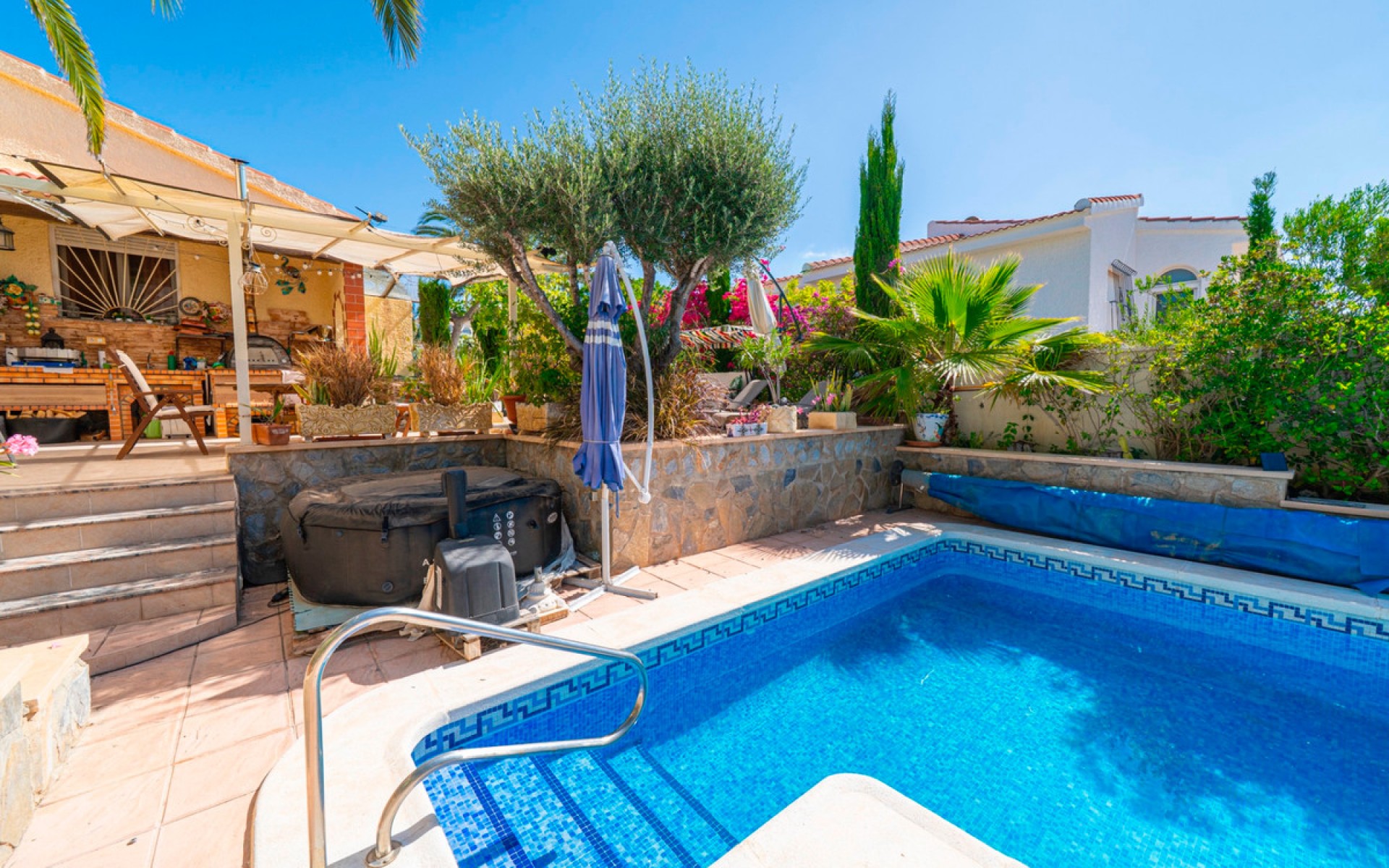 Resale - Villa - Ciudad Quesada