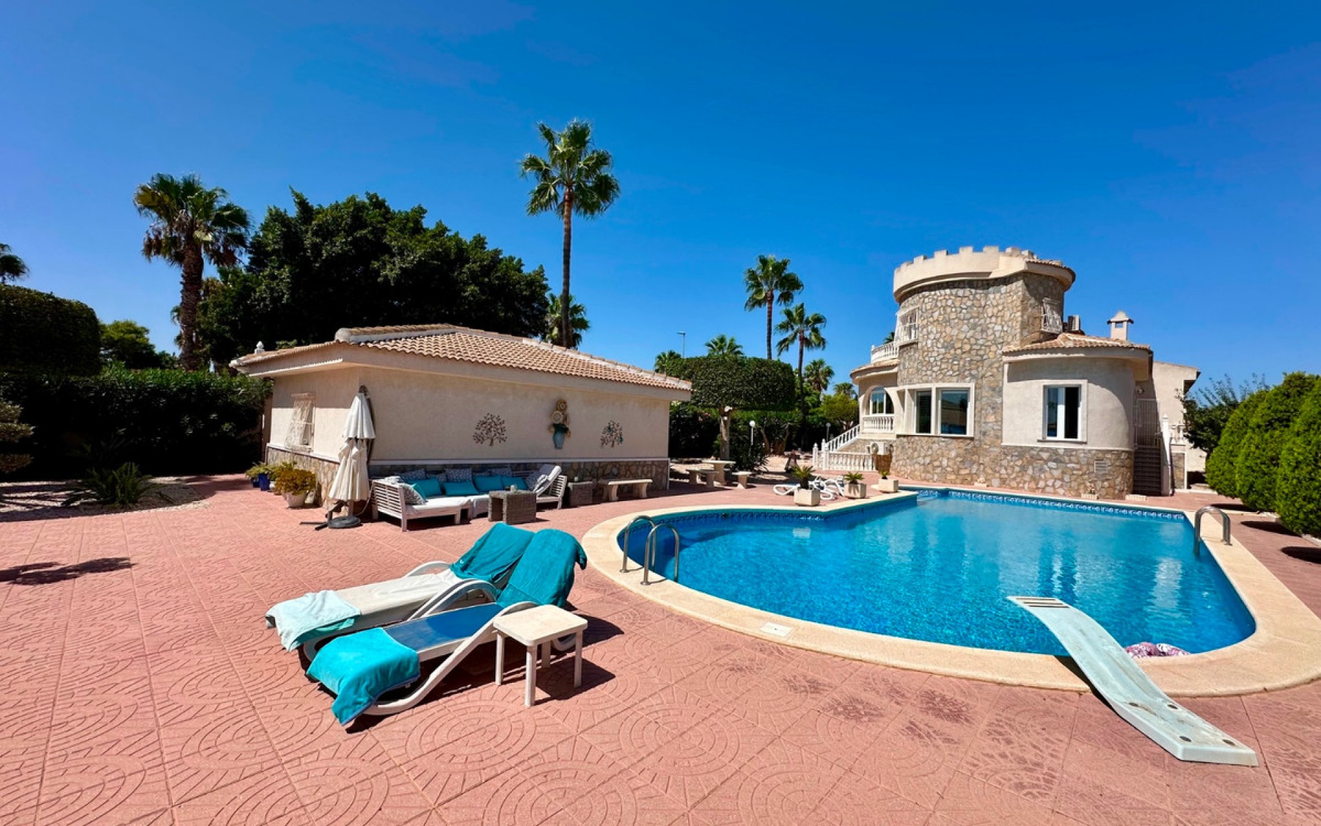 Resale - Villa - Ciudad Quesada