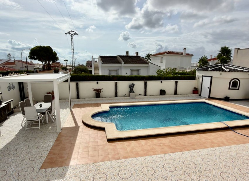 Resale - Villa - Ciudad Quesada