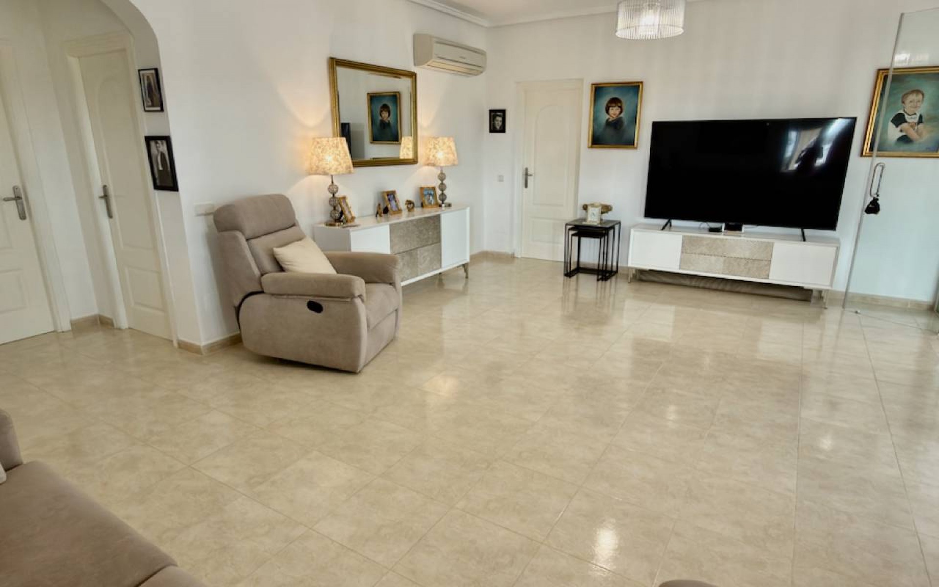 Resale - Villa - Ciudad Quesada