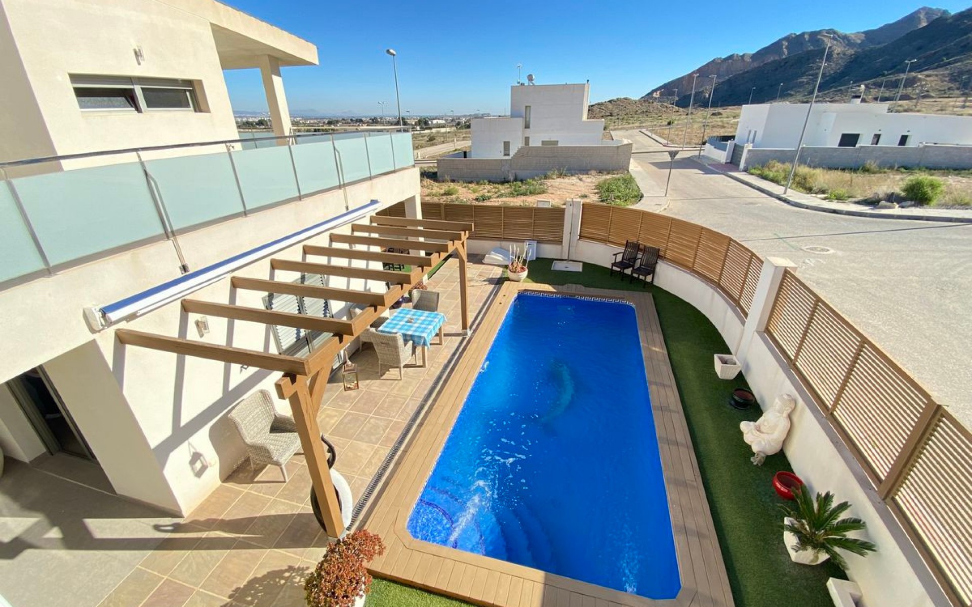 Resale - Villa - Cox