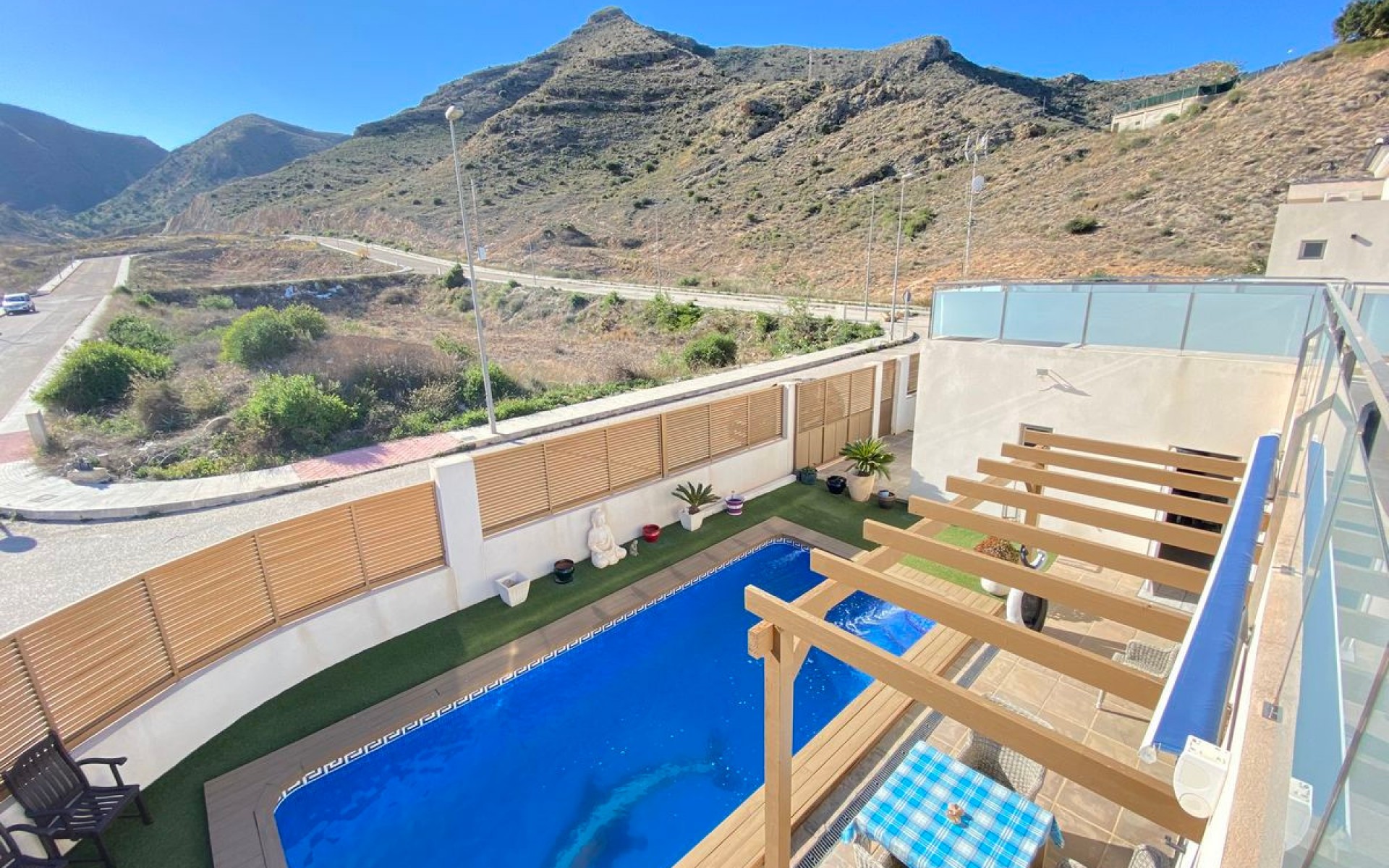 Resale - Villa - Cox
