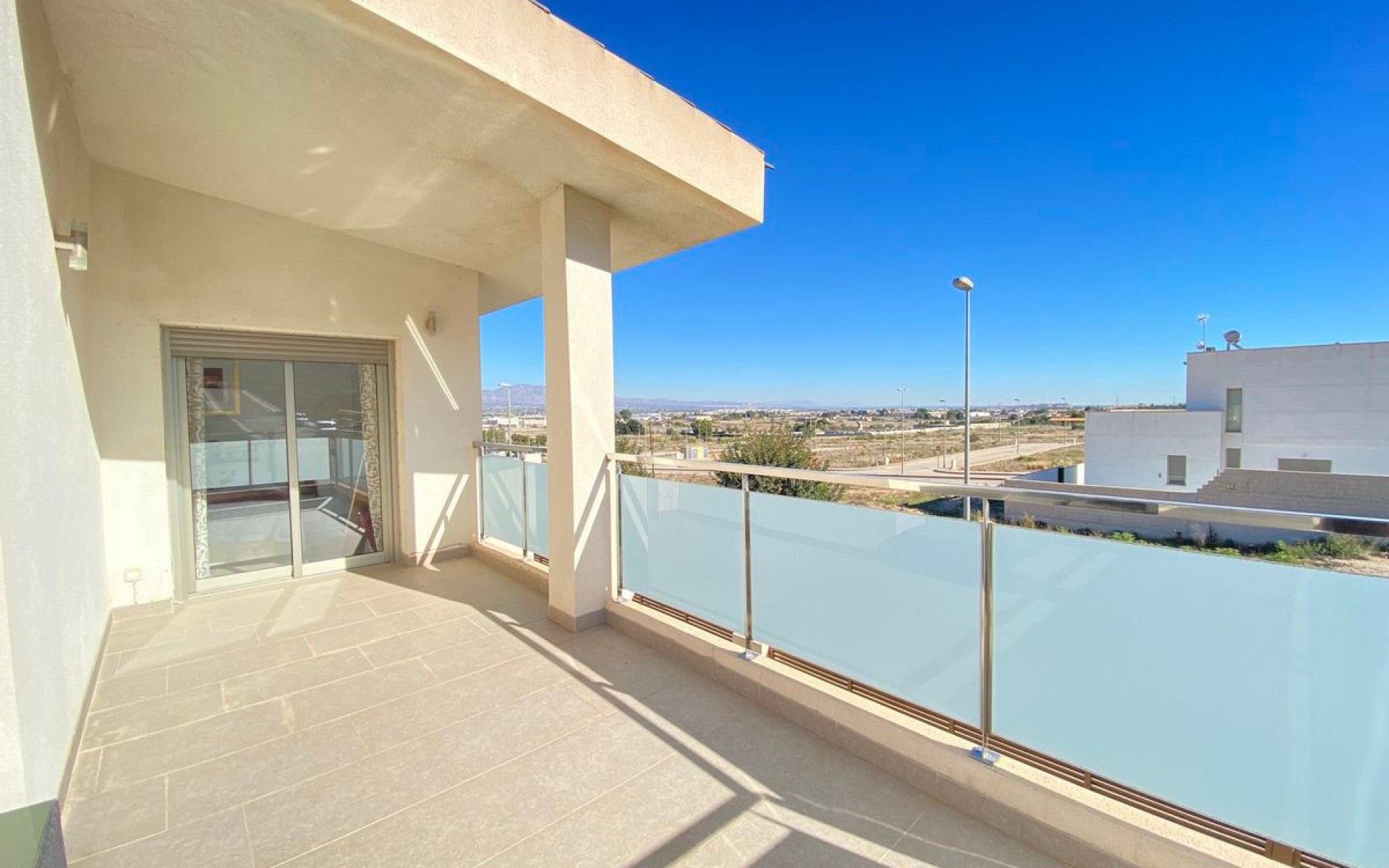 Resale - Villa - Cox