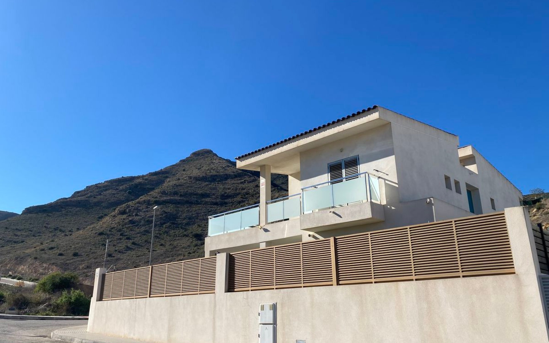 Resale - Villa - Cox