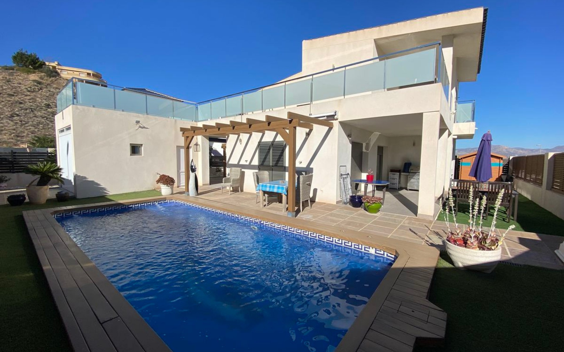 Resale - Villa - Cox