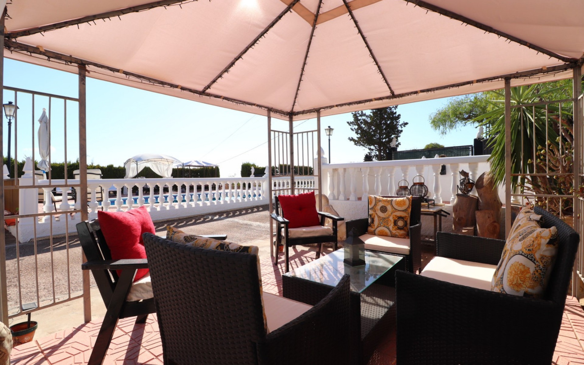 Resale - Villa - Crevillente