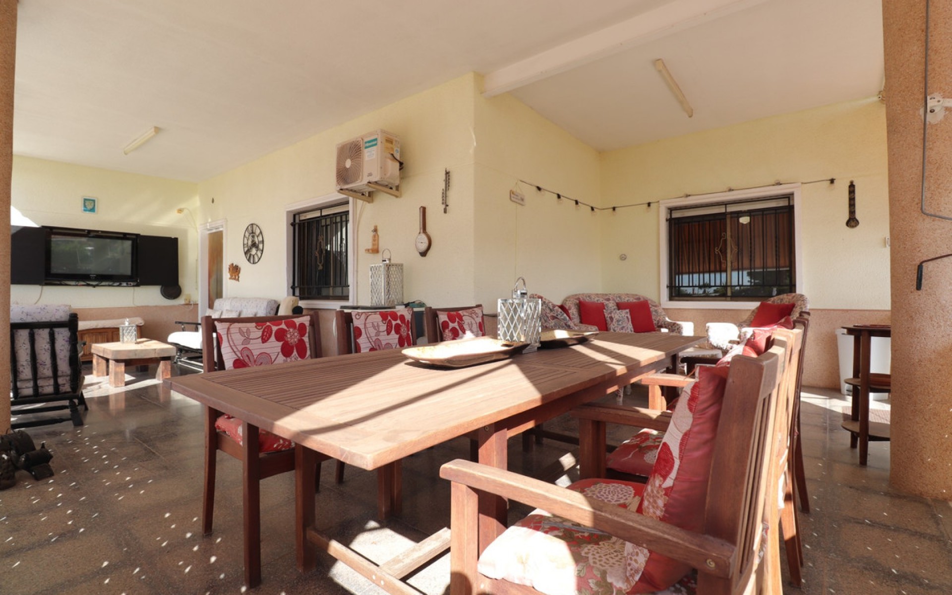 Resale - Villa - Crevillente