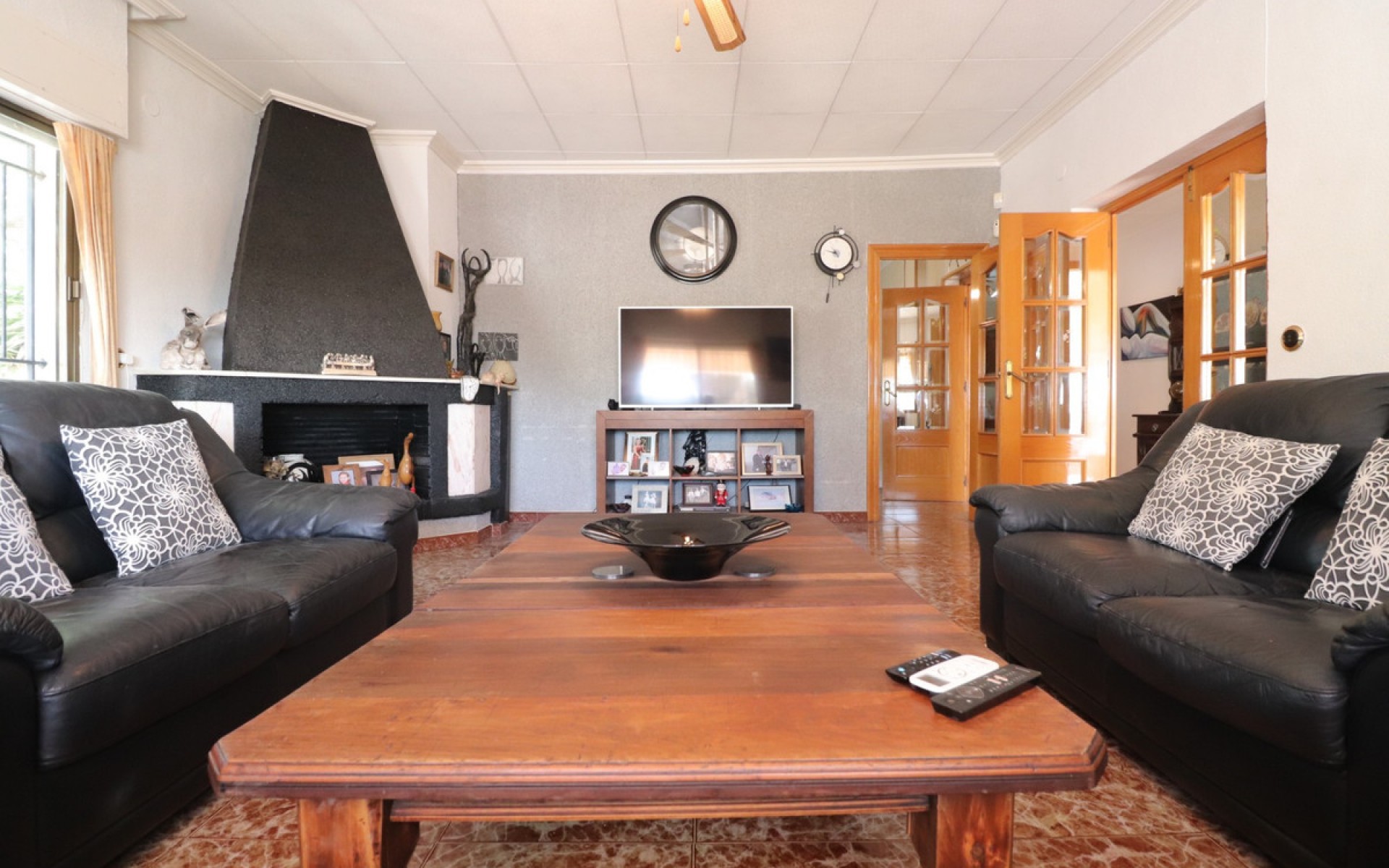 Resale - Villa - Crevillente