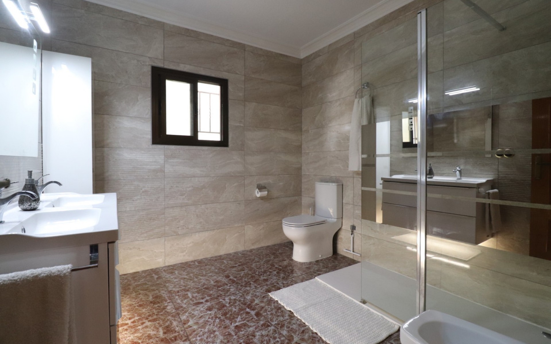 Resale - Villa - Crevillente