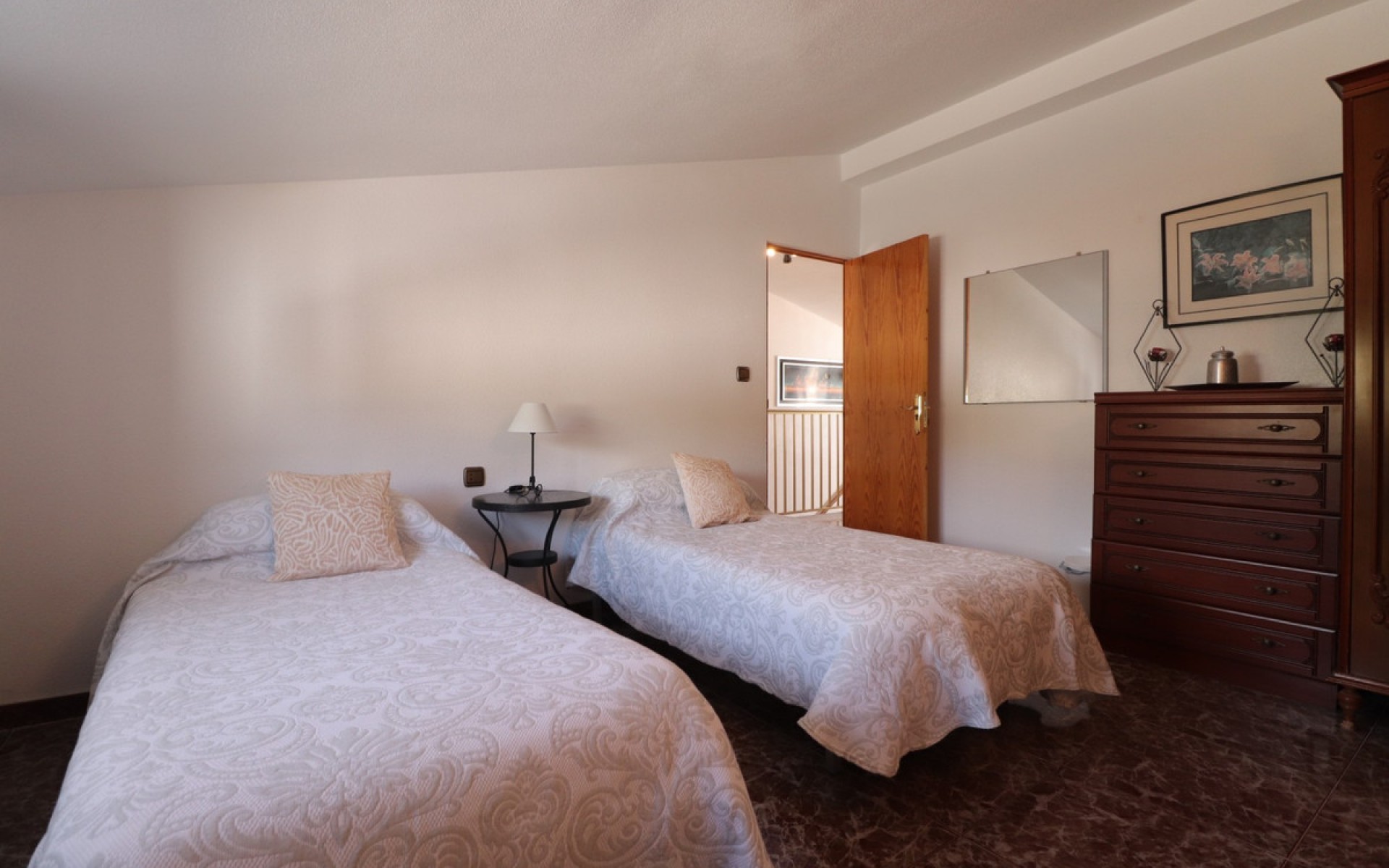 Resale - Villa - Crevillente