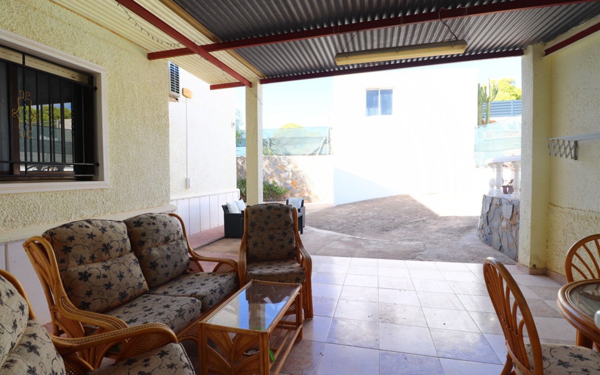 Resale - Villa - Crevillente