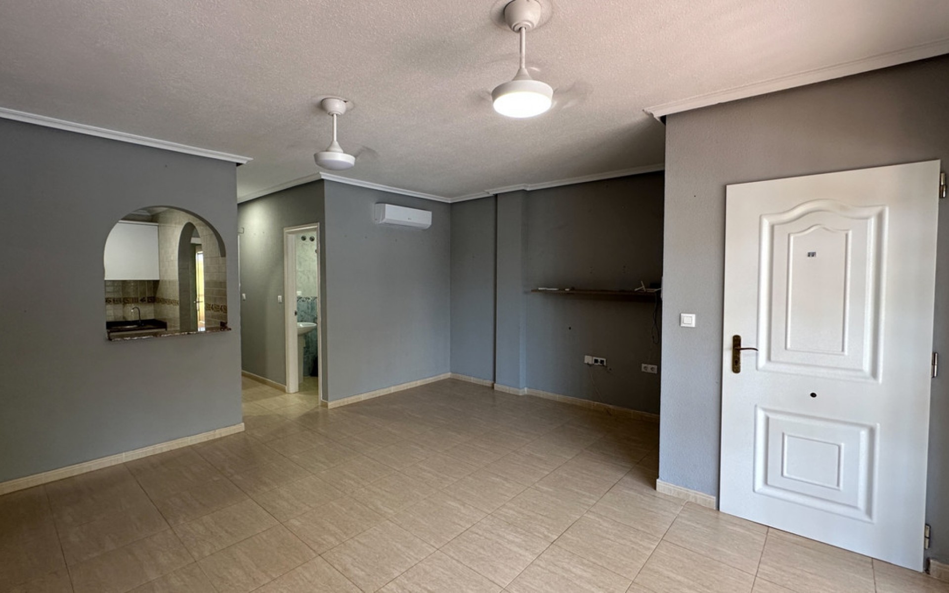 Resale - Villa - Daya Nueva - Daya Nueva Centro
