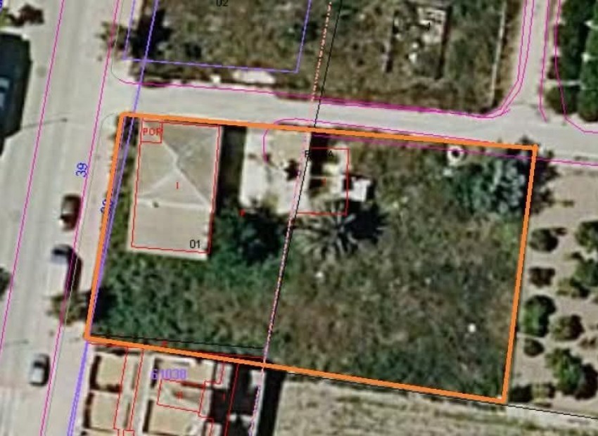 Resale - Villa - Daya Nueva