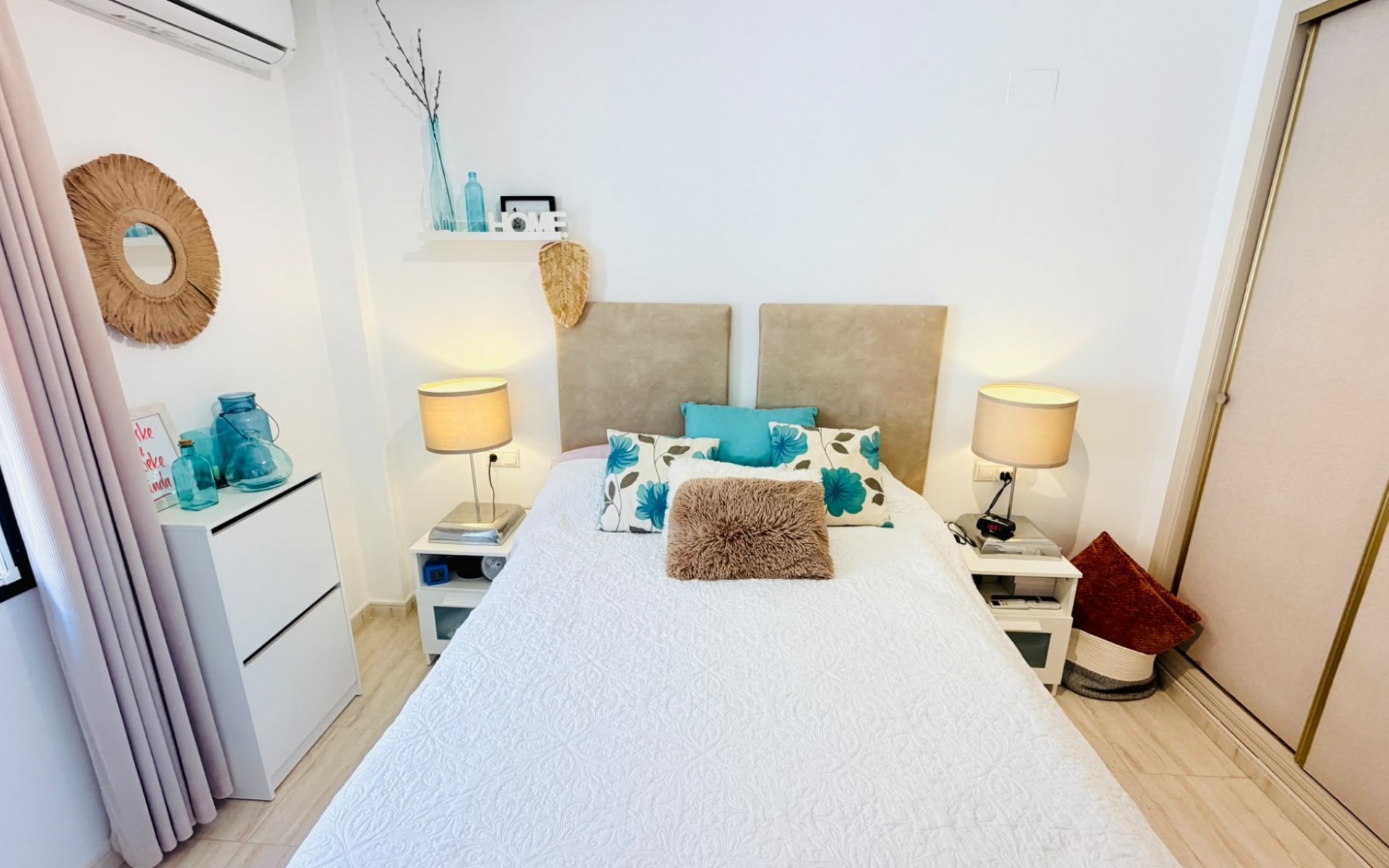 Resale - Villa - Daya Vieja