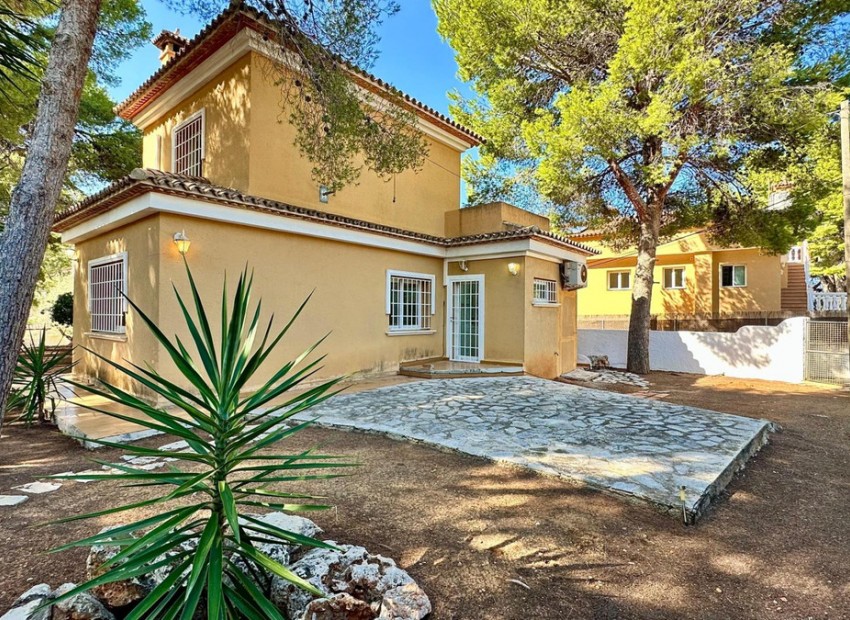 Resale - Villa - Dénia - Denia Centro