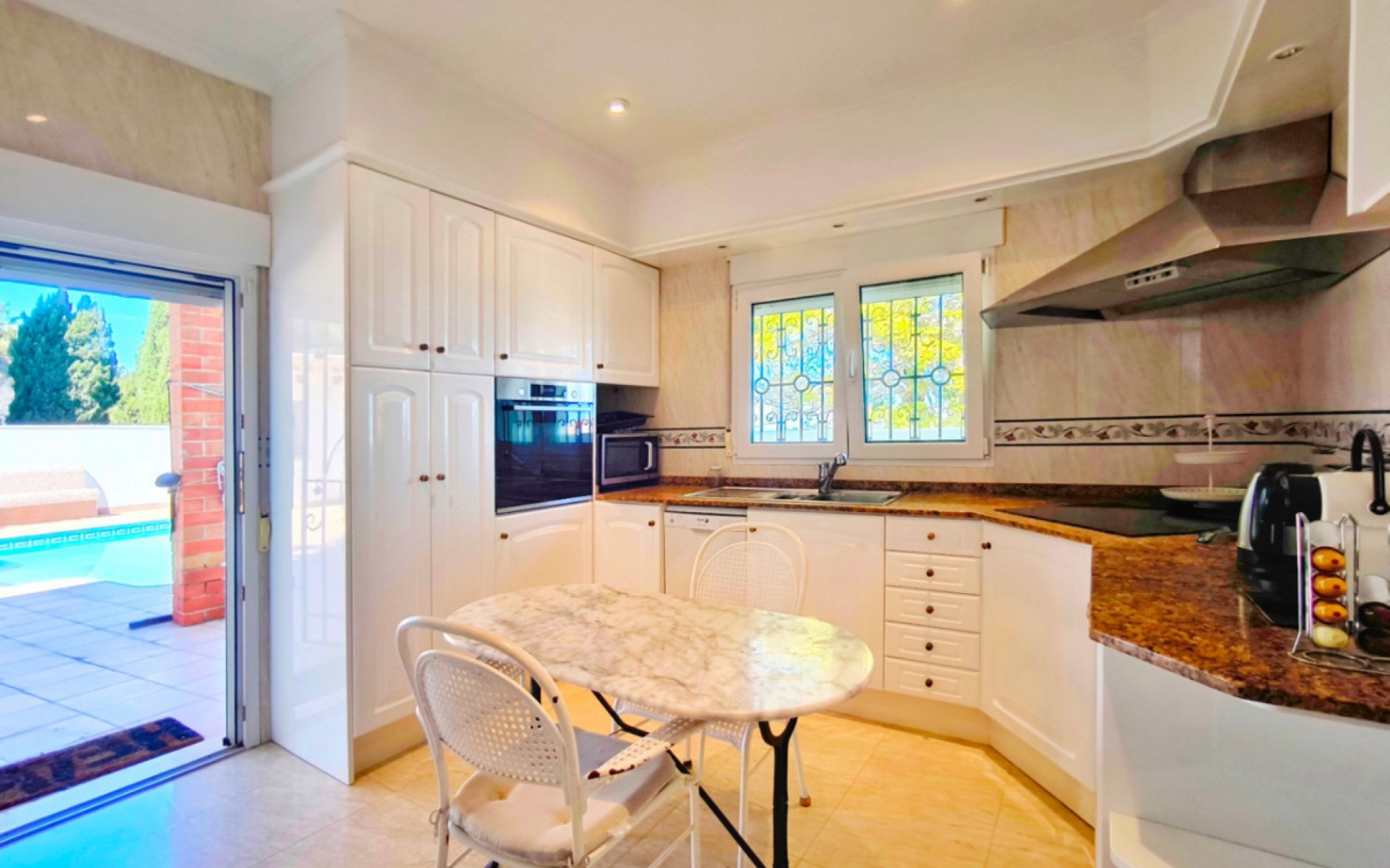 Resale - Villa - Dénia - Denia Centro