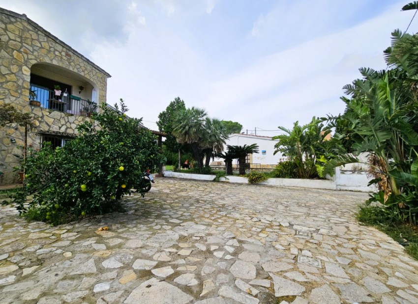 Resale - Villa - Dénia - Denia Centro