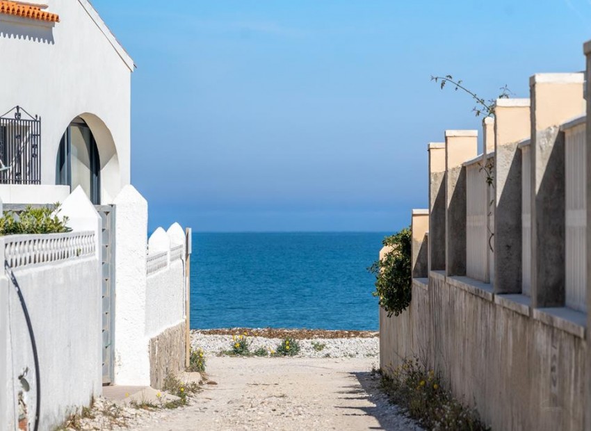 Resale - Villa - Dénia - Denia Centro