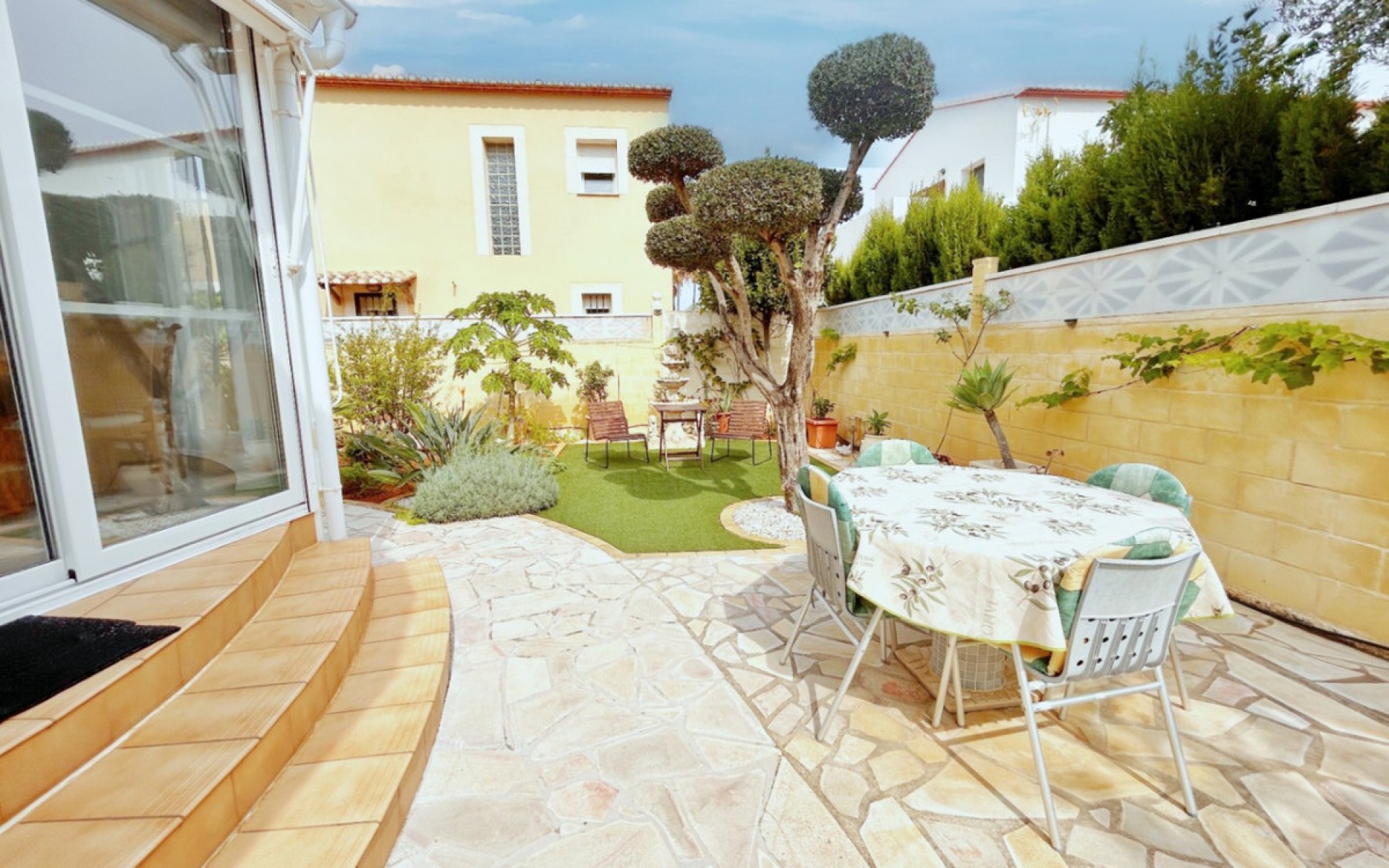 Resale - Villa - Dénia - Denia Centro