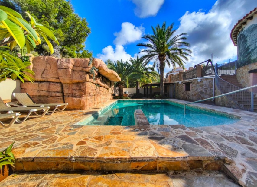 Resale - Villa - Dénia - Denia Centro
