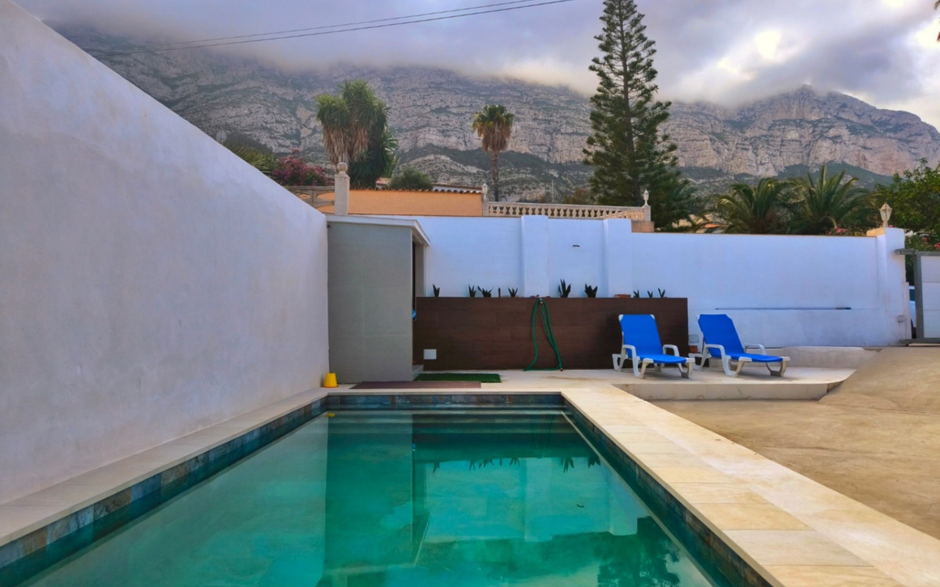 Resale - Villa - Dénia - Denia Centro