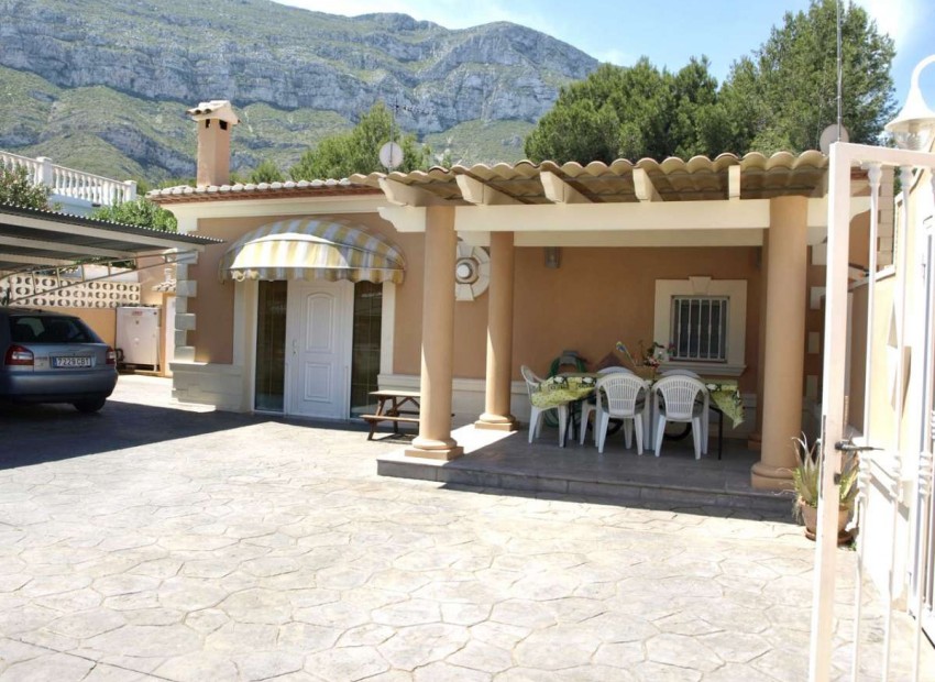 Resale - Villa - Dénia - Denia Centro