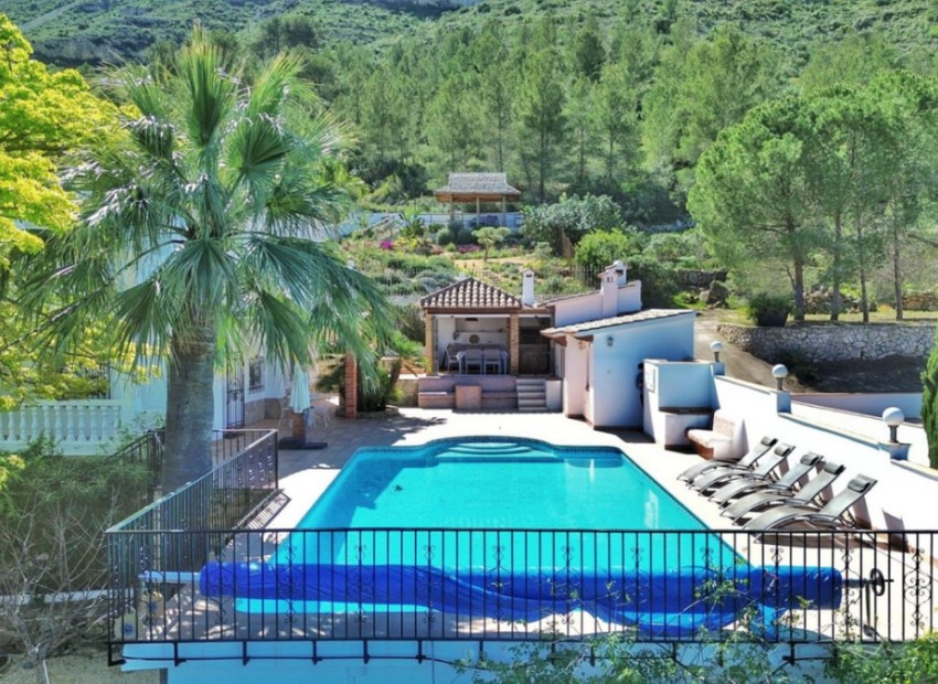 Resale - Villa - Dénia - Denia Centro