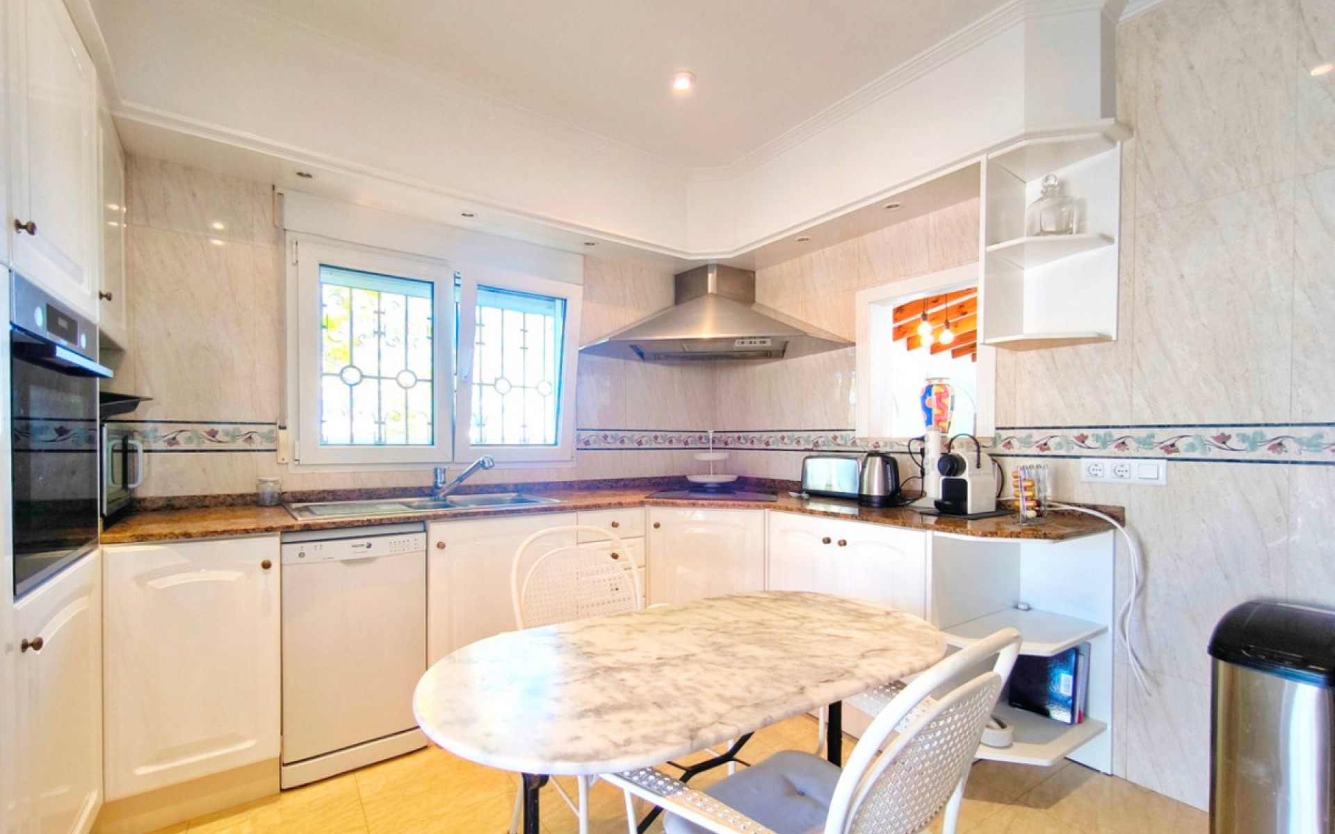 Resale - Villa - Dénia - Denia Centro
