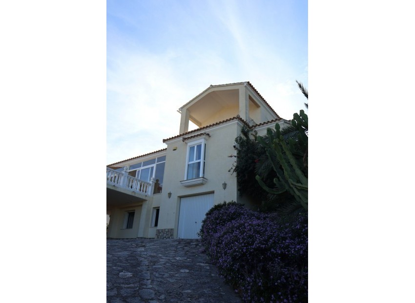 Resale - Villa - Dénia - La Sella Golf