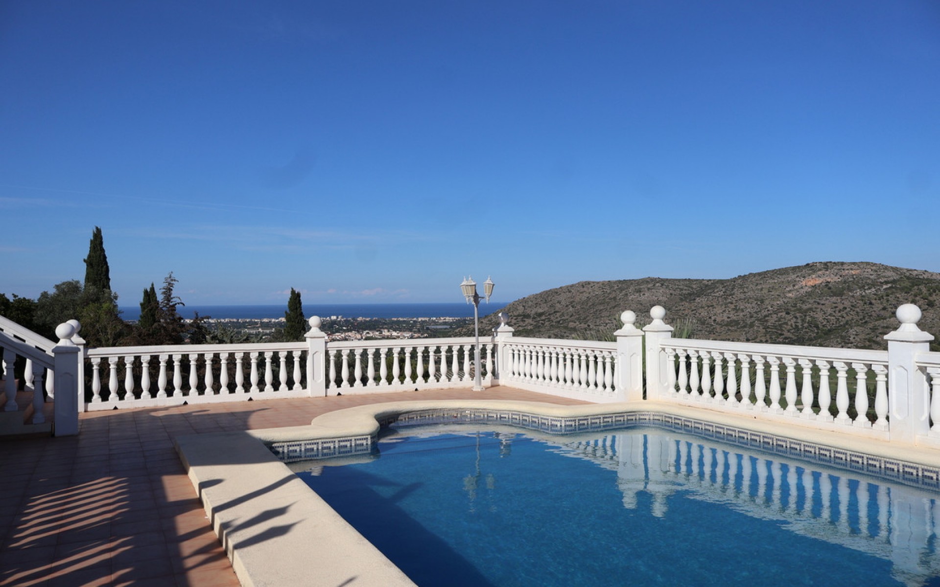 Resale - Villa - Dénia - La Sella Golf