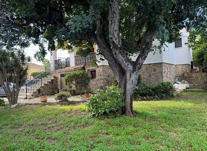 Resale - Villa - Dénia - La Xara