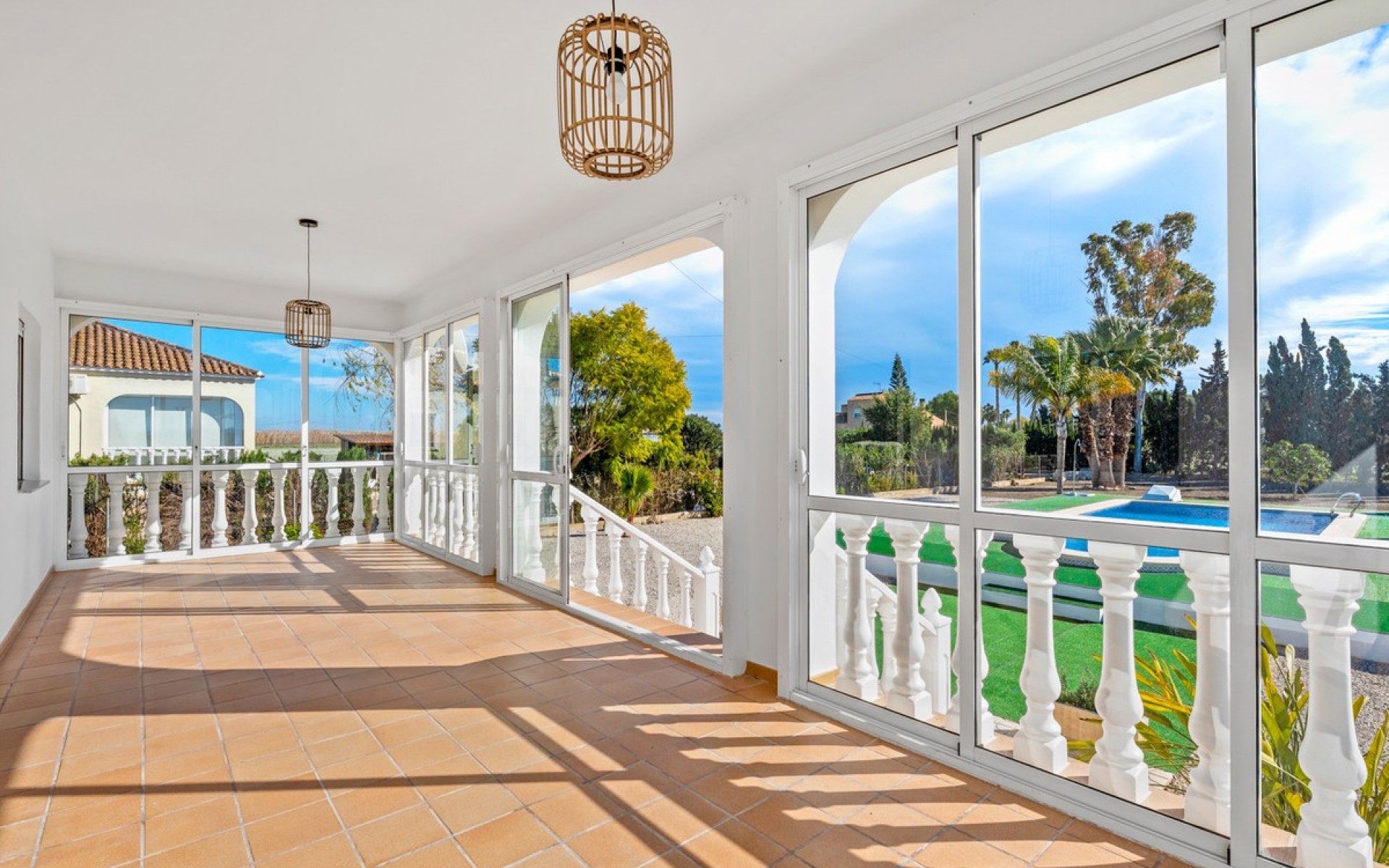 Resale - Villa - Dolores - Dolores Centro