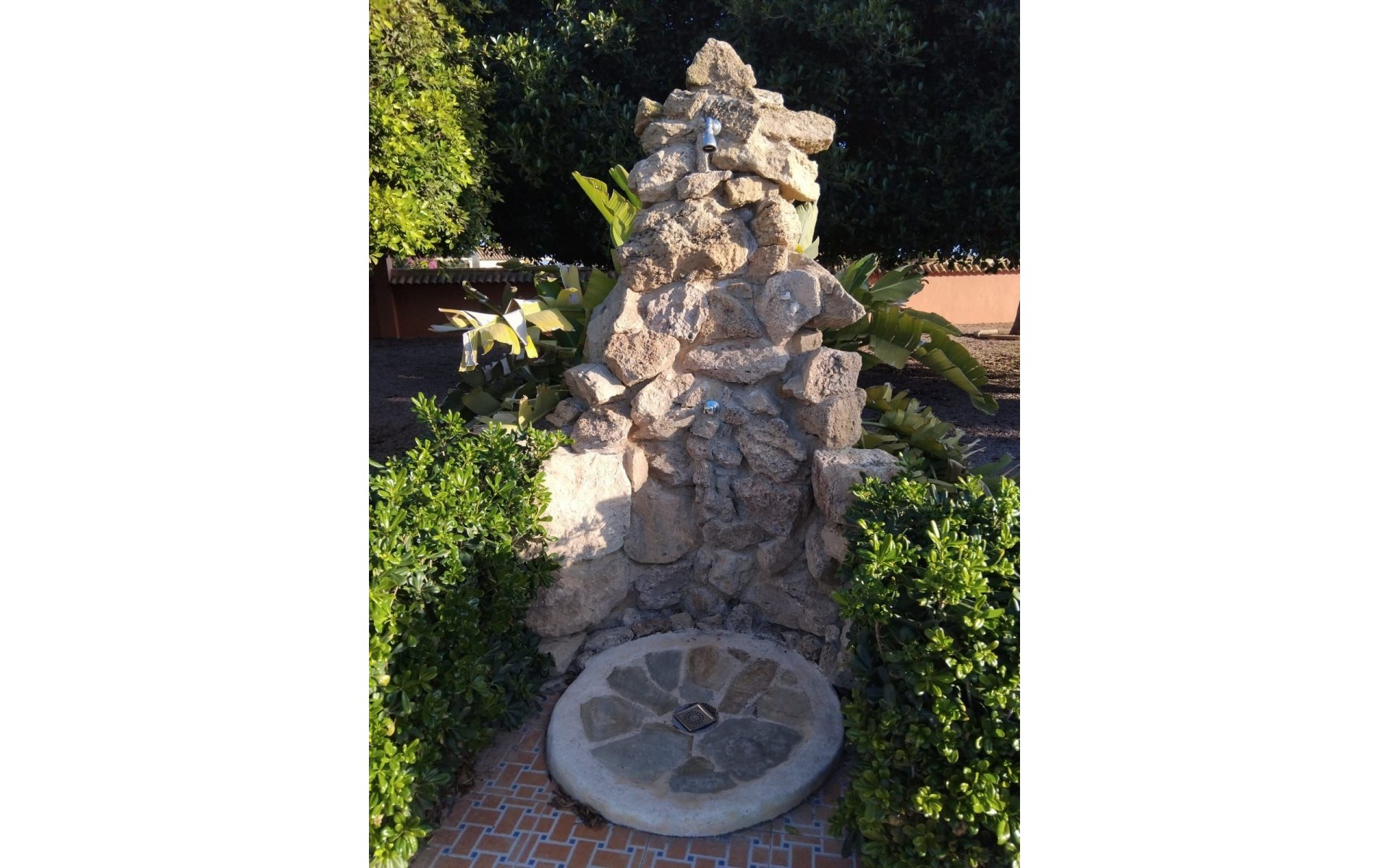 Resale - Villa - Dolores - Dolores Centro