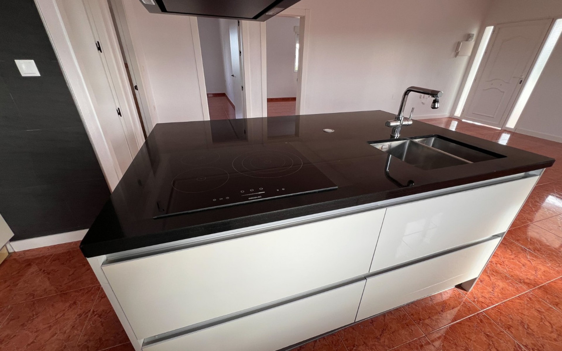 Resale - Villa - Dolores - Dolores Centro