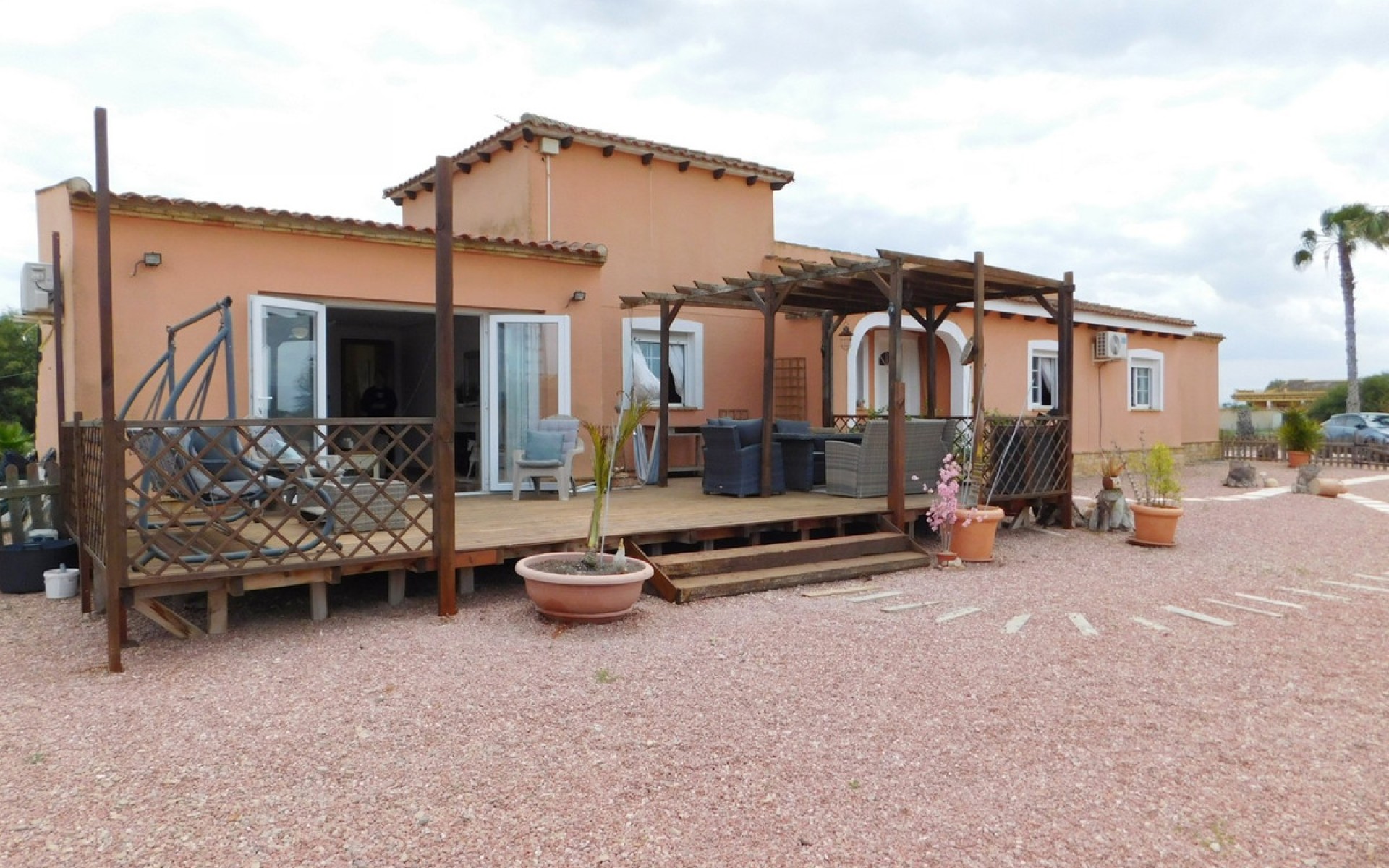 Resale - Villa - Dolores - Dolores Centro