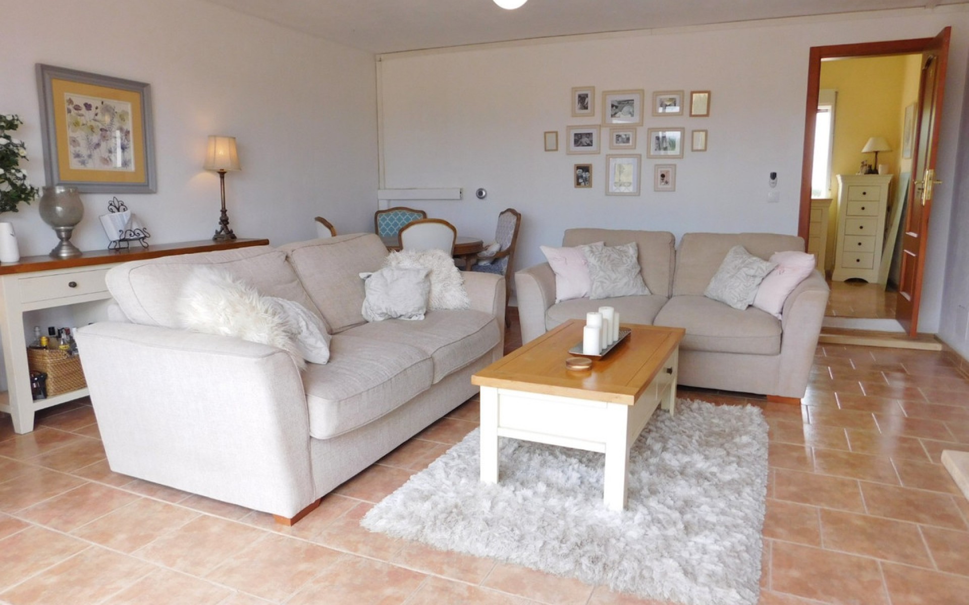 Resale - Villa - Dolores - Dolores Centro