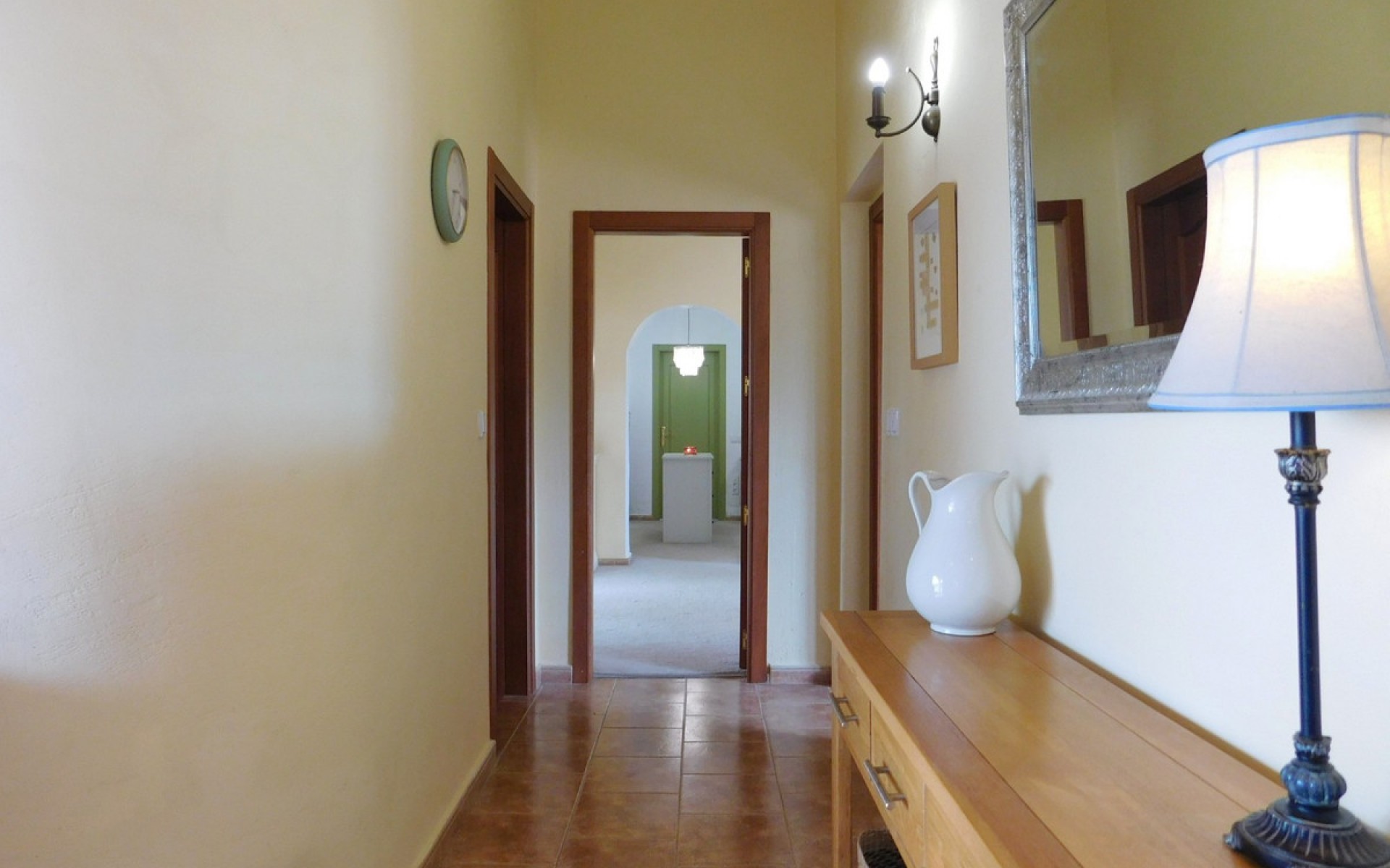 Resale - Villa - Dolores - Dolores Centro