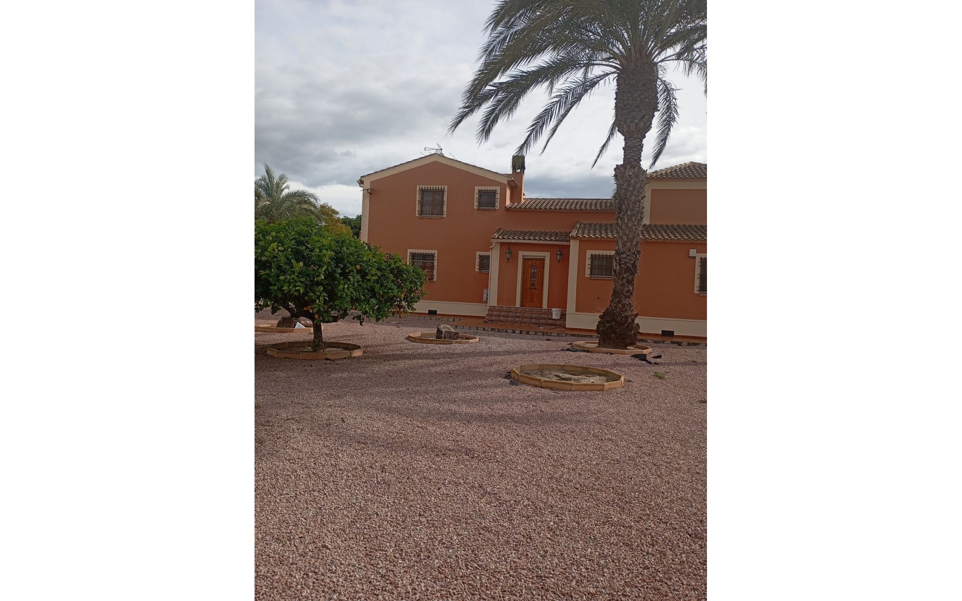 Resale - Villa - Dolores - Dolores Centro